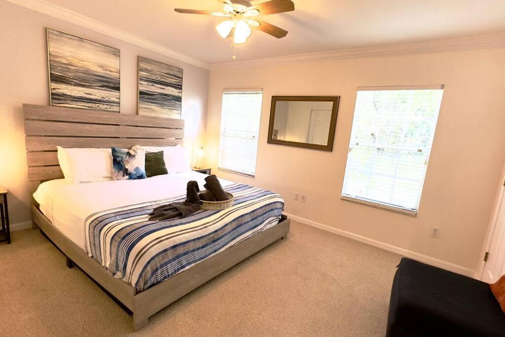 Blue Haven Near Downtown Ybor & Beaches