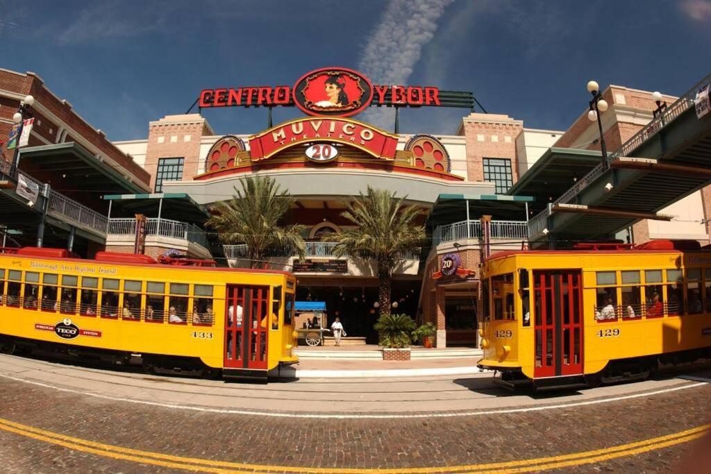 Blue Haven Near Downtown Ybor & Beaches *